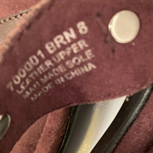 Minnetonka Silverthorne Brown Leather Thong Sandals Flip Flops Embellished sz 8 - Picture 3 of 4